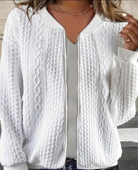 Женская кофточка