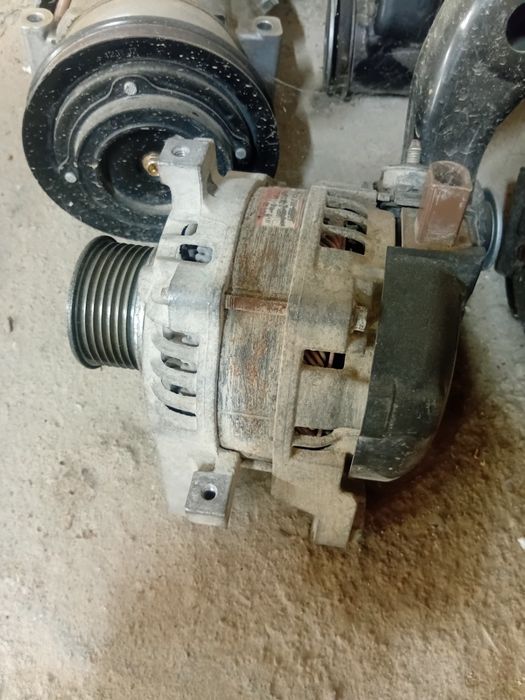 Запчасти Toyota hilux