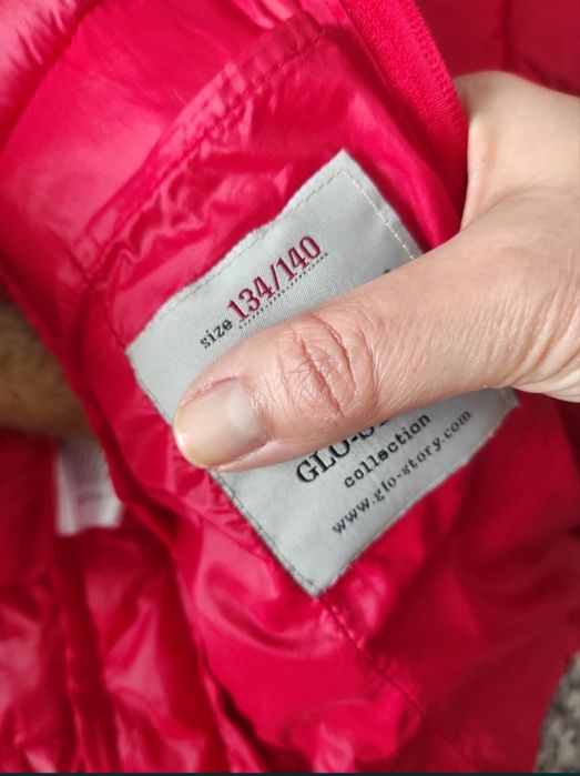 Червено преходно яке р-р 134/ 140 см.