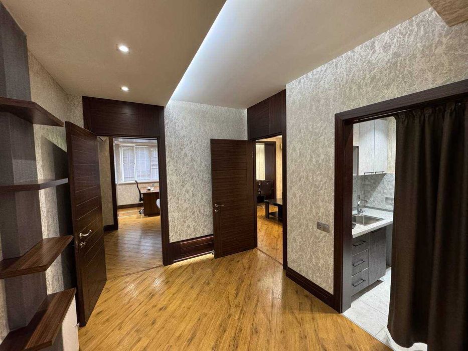 Аренда офиса в центре (Ц-1) с ремонтом