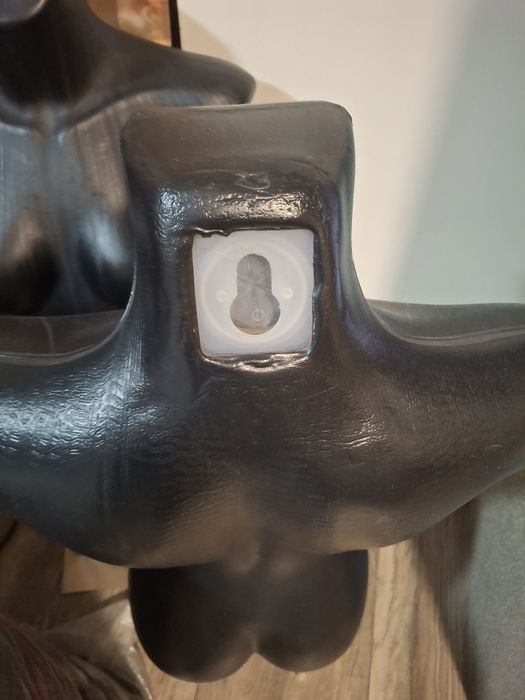 Манекени за витрина,закачалки и торсове