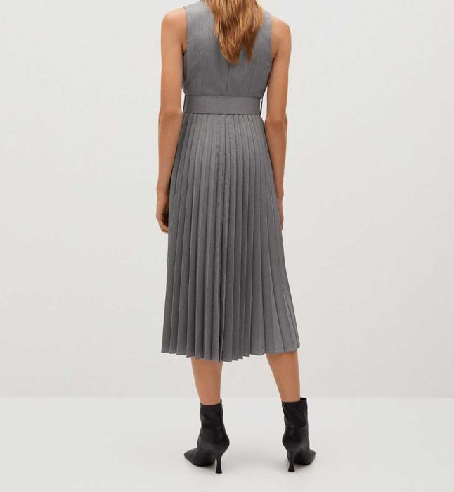 Сива дълга рокля