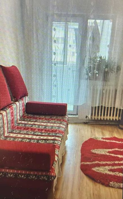 Oferta, inchiriere apartament cu 3 camere, decomandat, Pacurari