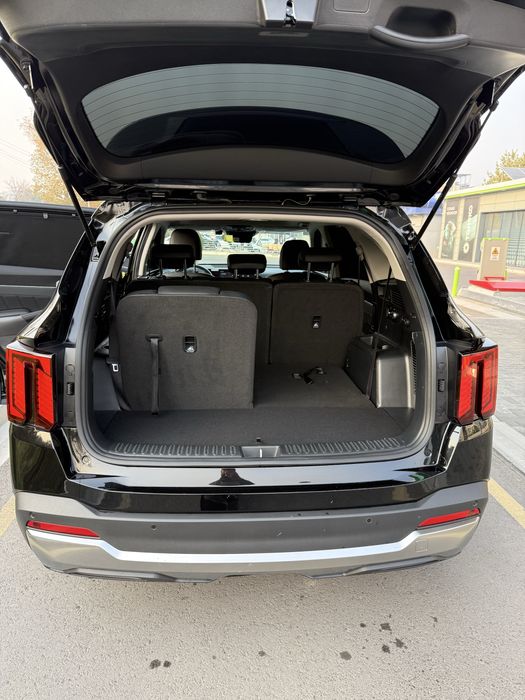 KIA Sorento 24-25 yil 2,5 7 O’rinlik