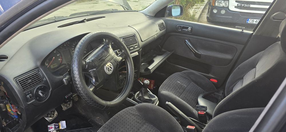 Golf 4 1.6 SR на части