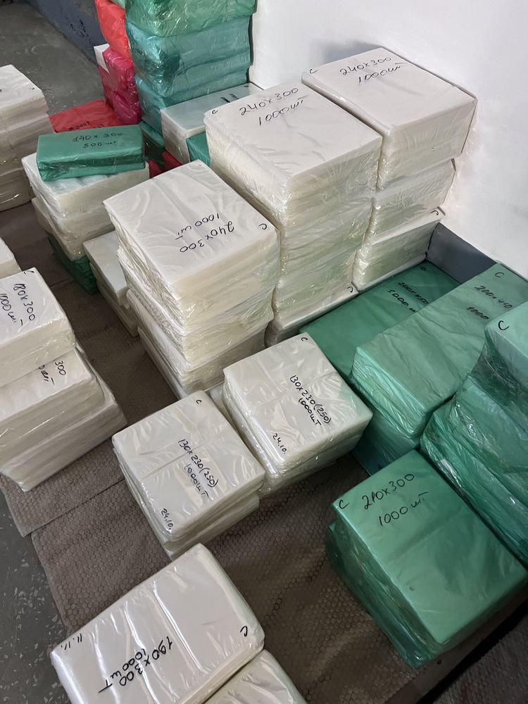 Oziq ovqat uchun vakum paketlar.  Керакли Hamma razmerlar bor!!