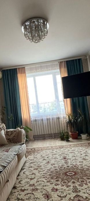 Продам почти новые занавески с тюлью
