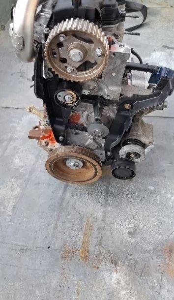 Motor renault 1.5 dci cititi cu atentie