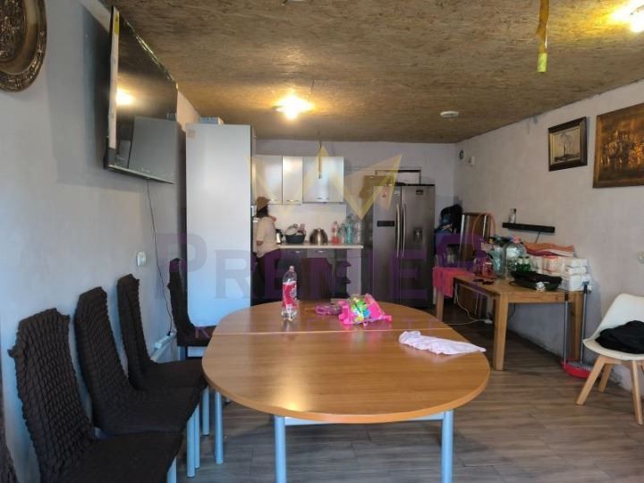 Продава се Къща в Вълчи дол - 330 кв.м за 317 €/кв.м - Снимка #10