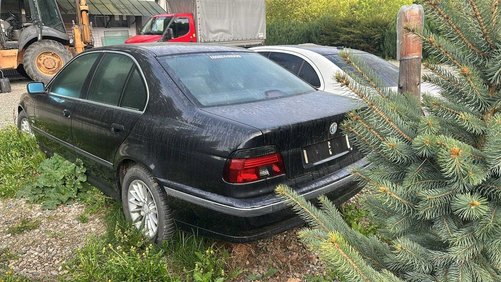 Vand 2 autoturisme BMW520