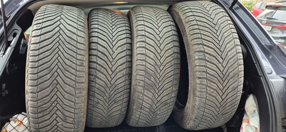 Гуми за SUV Michelin Crossclimate 225/60 R18 M+S 225/60/18