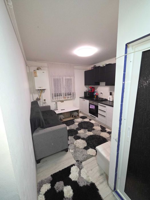 Vând garsonieră in Resita  23000€ Negociabil