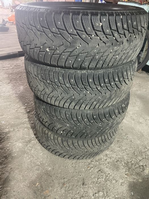 Продам зимнюю резину R17