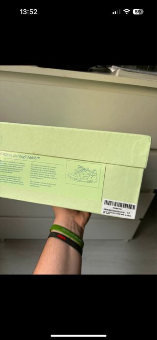 Off white out off ofice (originali)