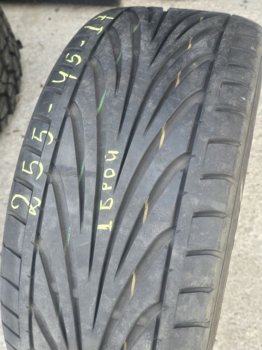 1 Брой Гума 255/45/17 Toyo 6mm