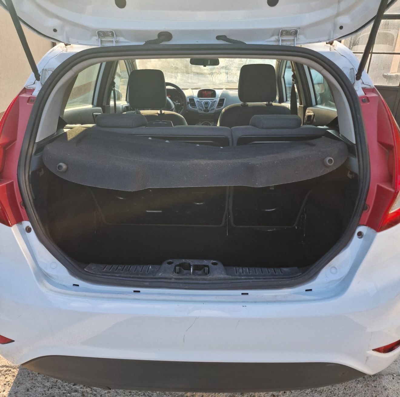 Ford Fiesta *.2010*aer conditionat*1.6 diesel (tehnic și estetic 10/10