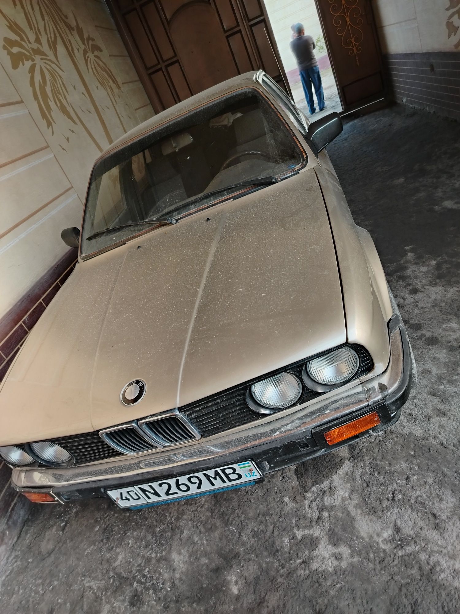 bmw E30 prapan benzinda xam yuradi