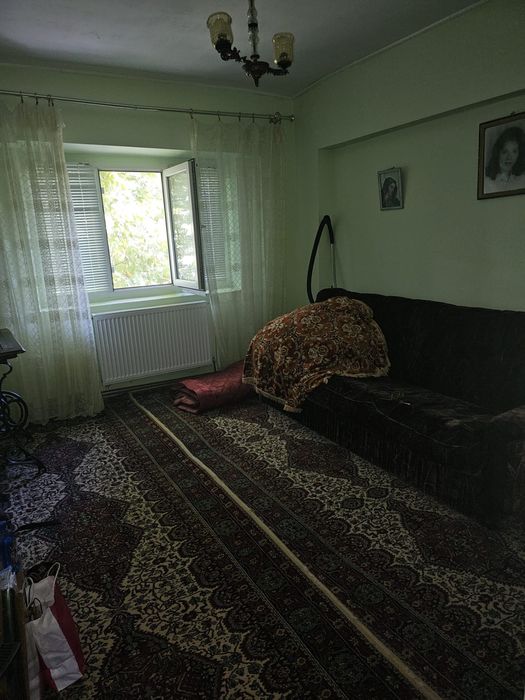 Apartament 2 camere situat in centru!!