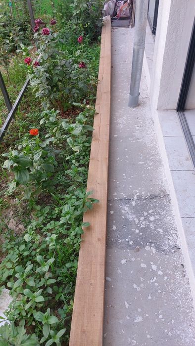 Брус тахата сотилади 1 та