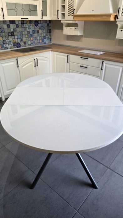 Кръгла трапезна разтегателна италианска маса Connubia 120 см