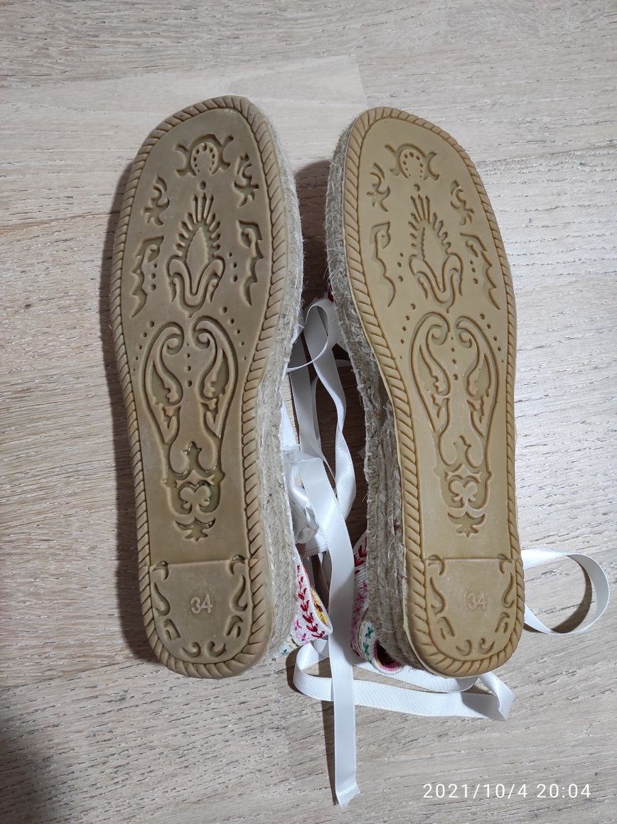 Espadrile brodate