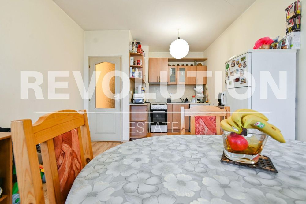 Продава се Двустаен апартамент в София, Слатина - 60 кв.м за 2834 €/кв.м - Снимка #3