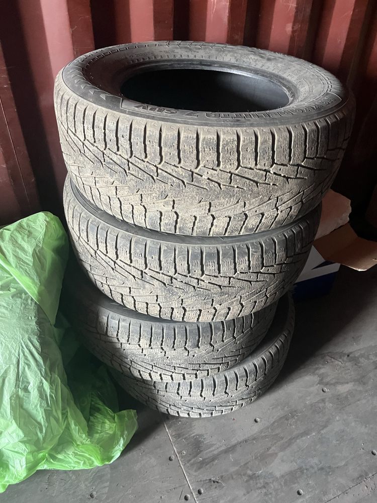 Продам зимние балоны Nokian Hakkapelita
