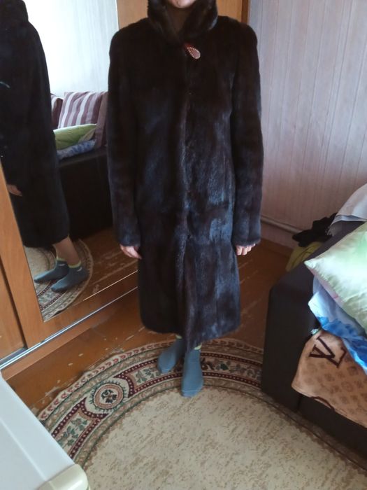 Норковая шуба не крашеная