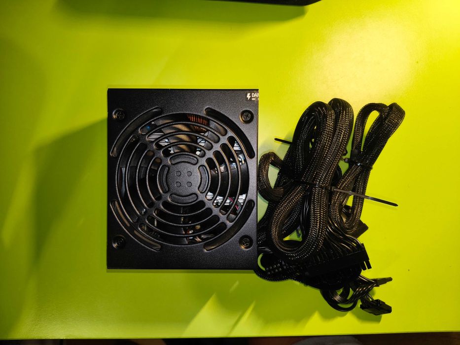 Компютърно захранване Corsair CX750