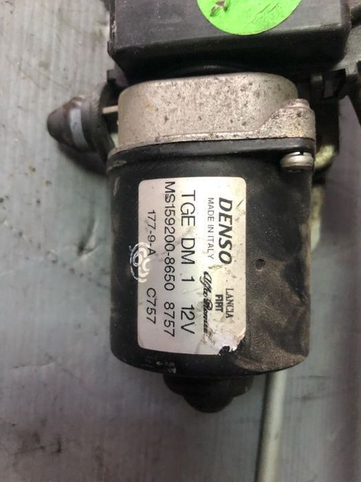 ansamblu stergatoare motoras fiat 500