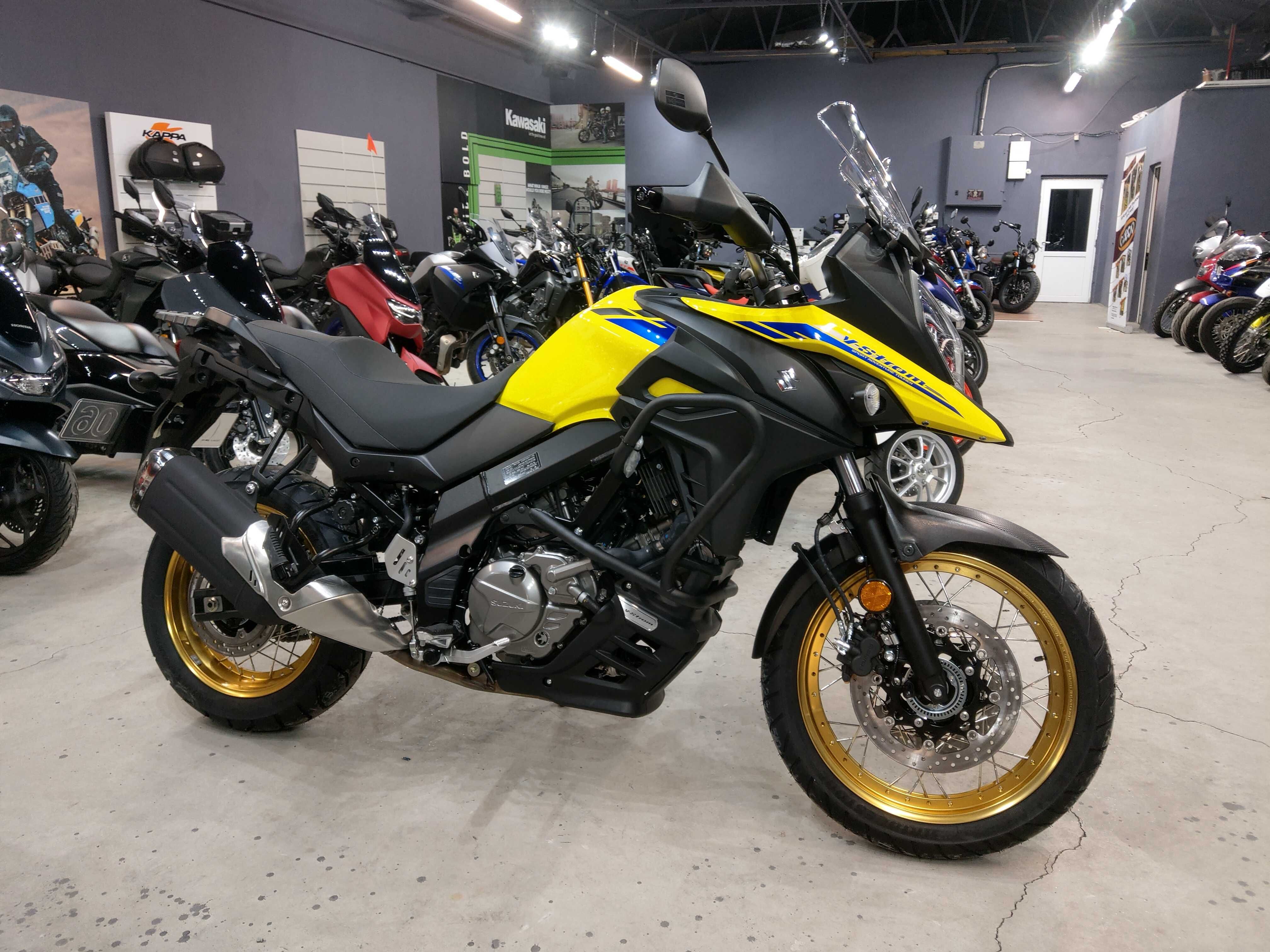 Suzuki DL650XT V-Strom M4 prin Suzuki Constanta