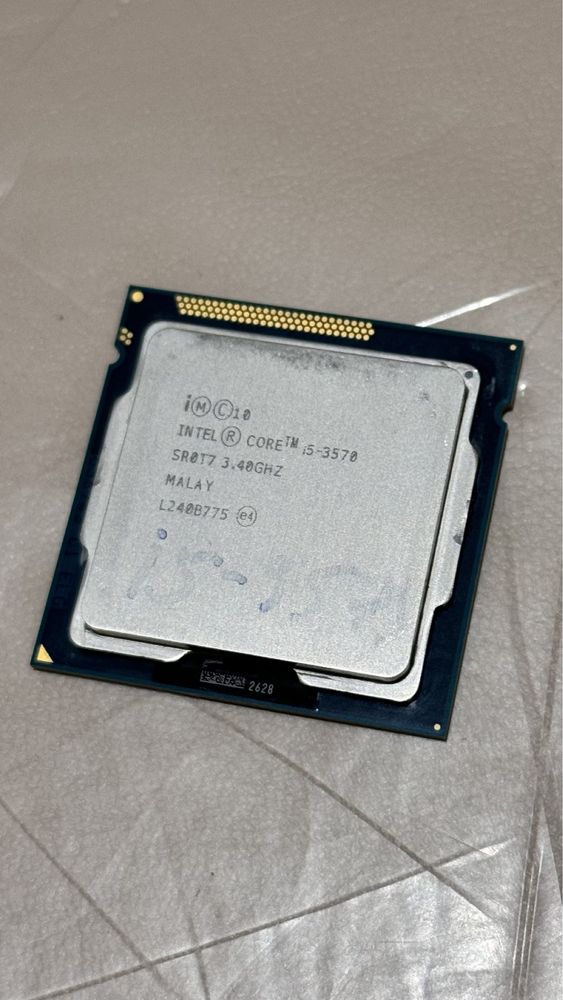 Intel core i5-3570. (3.40GHZ)