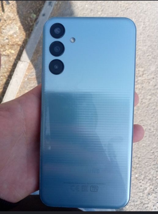 Самсунг М15 128гб