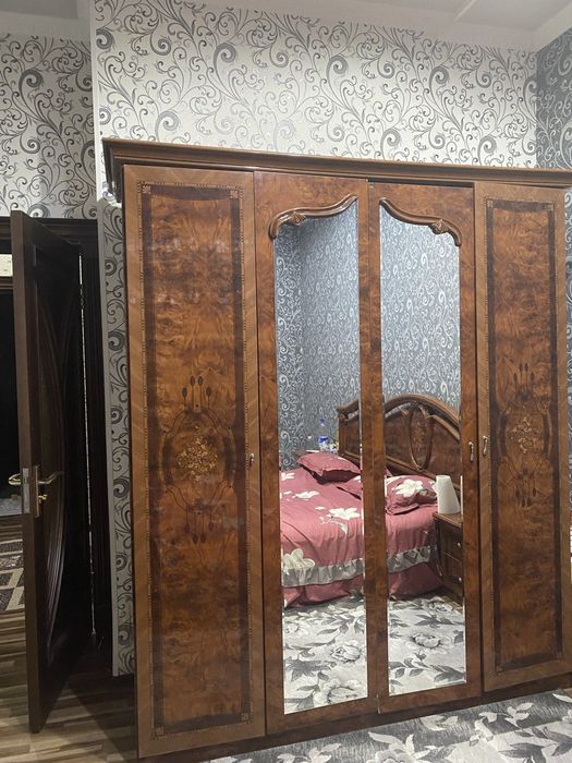 Продам спальни гарнитур