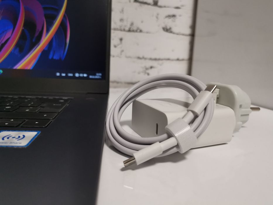 Лаптоп HUAWEI Matebook D15, 15.6" Intel i3, 512GB NVMe, 8GB RAM