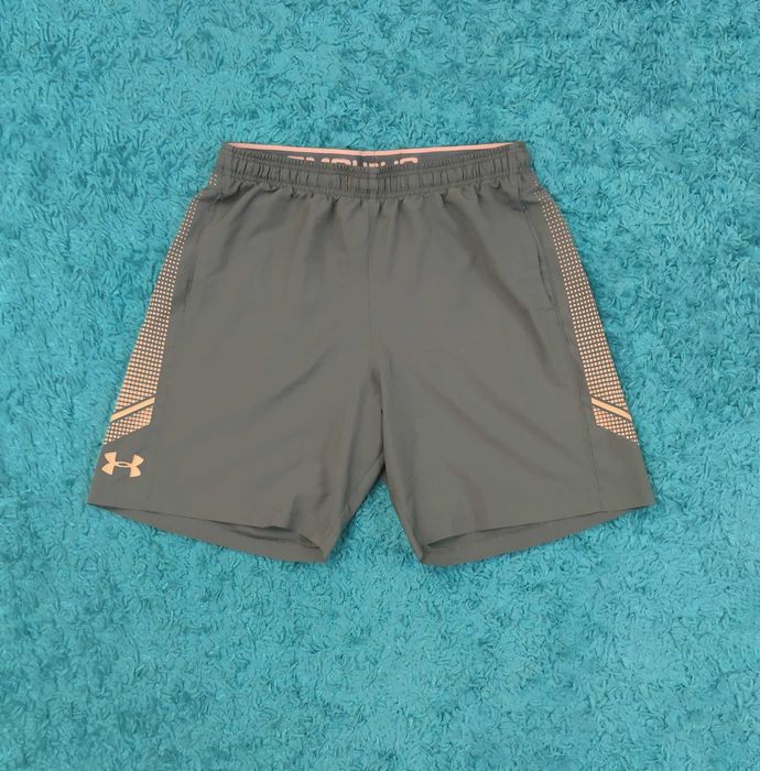 Pantaloni scurti Under Armour Grey
