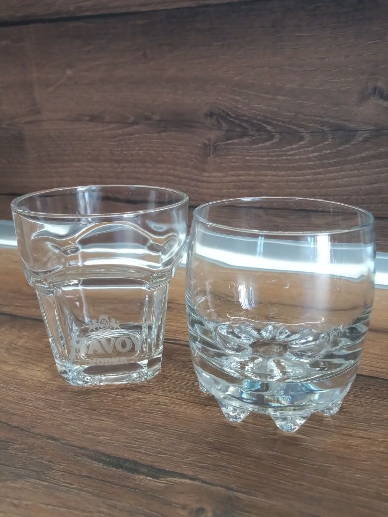 Стъклени и порцеланови чаши