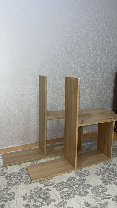 Настенные полки