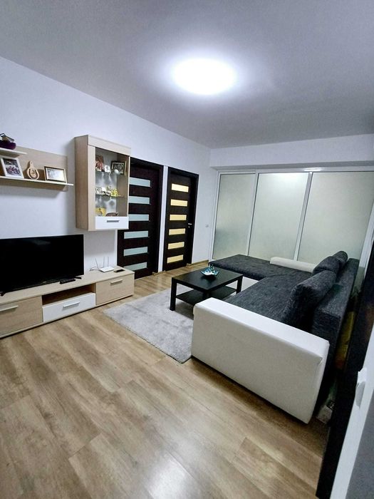 Apartament 3 camere, 2 bai, 2 minute metrou D. Leonida, Str Eclipsei