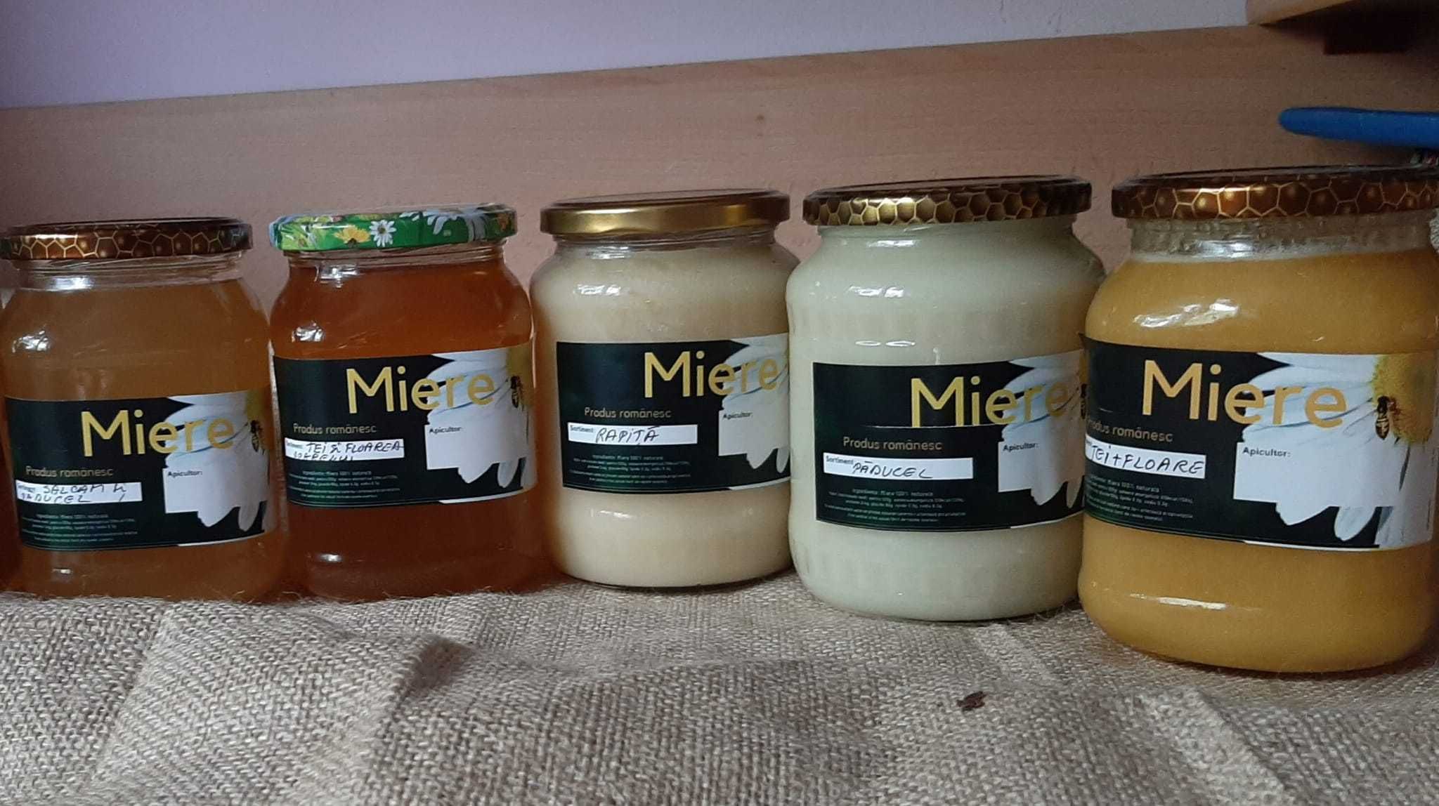 Vând miere autentică românească
