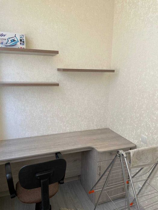 задается квартира  в центре