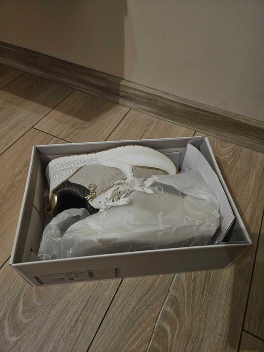 Спортни обувки TAMARIS