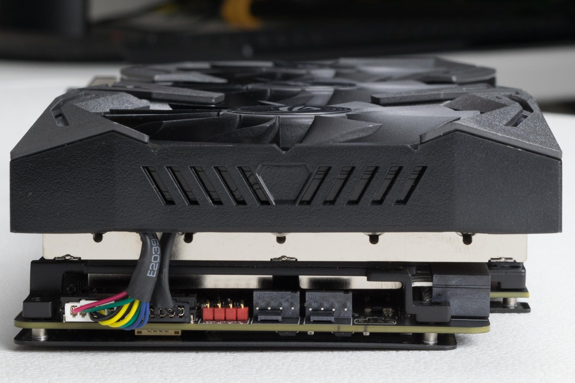 Гаранция! GTX 1080 8GB Asus ROG Strix