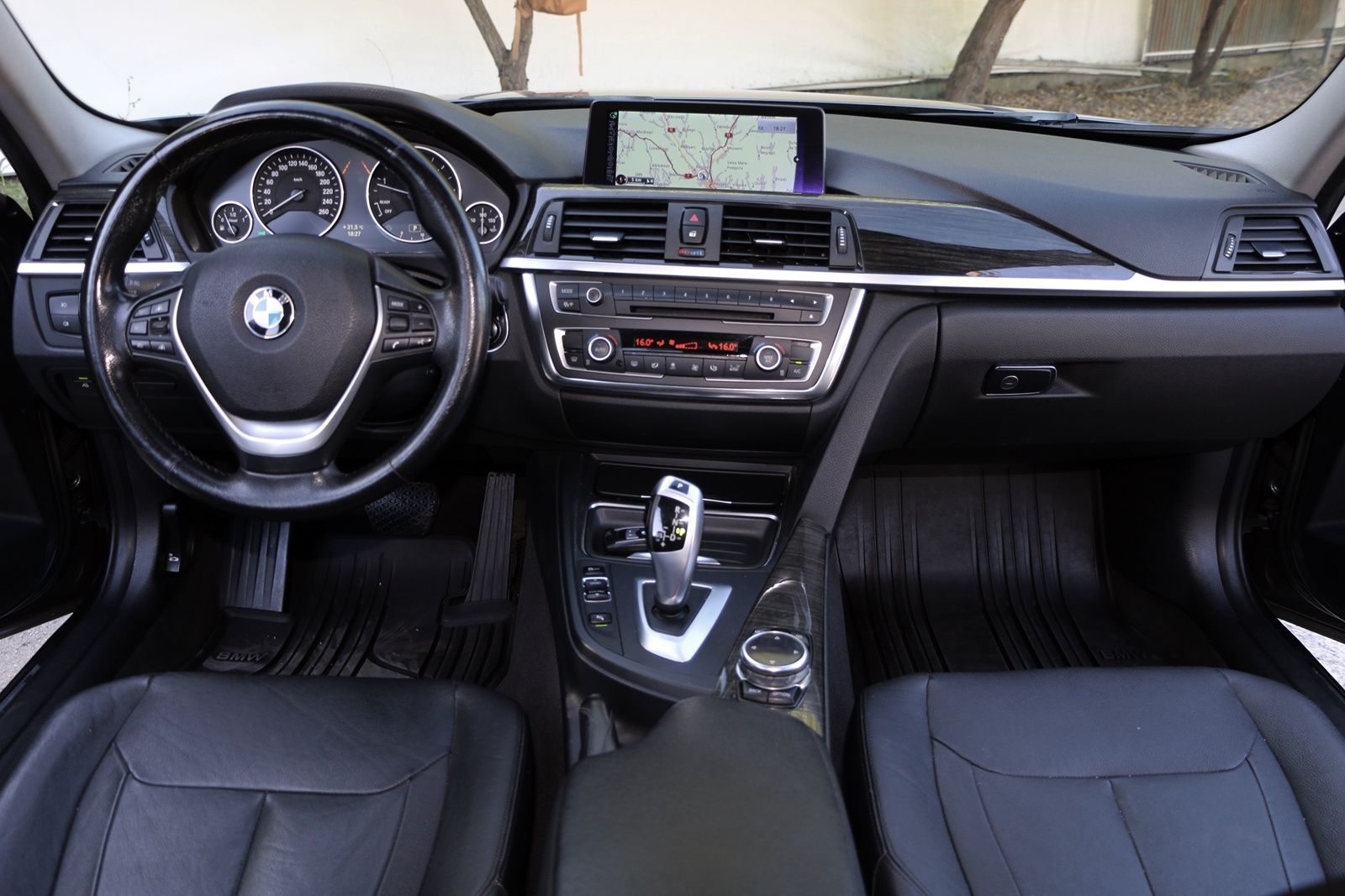 Vând Bmw f30 2013