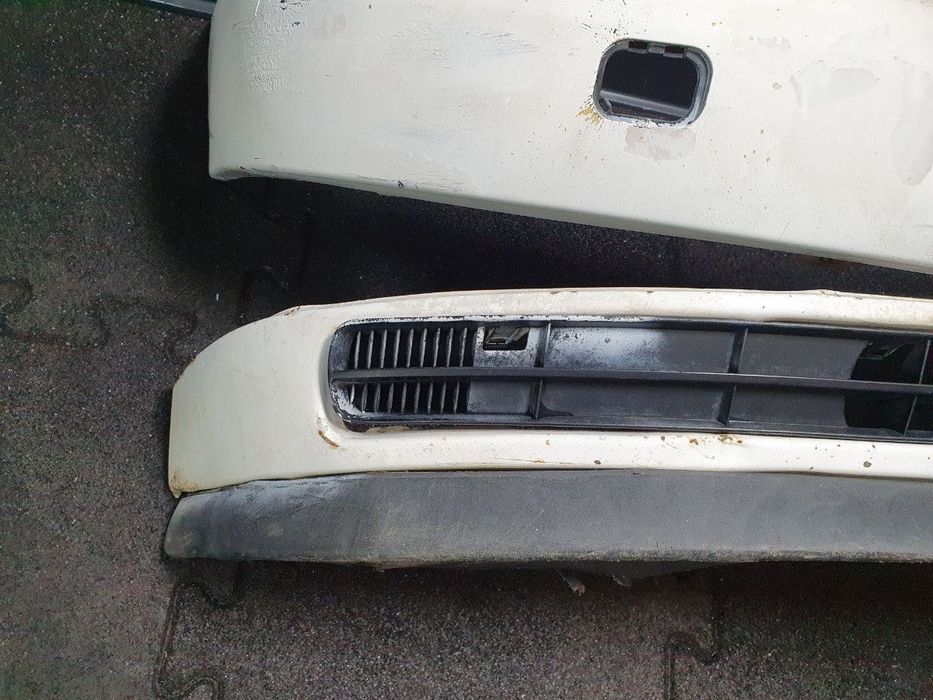 Bara fata VOLKSWAGEN POLO 6N1 1994 - 1999 alb LB9A 6N0807221B