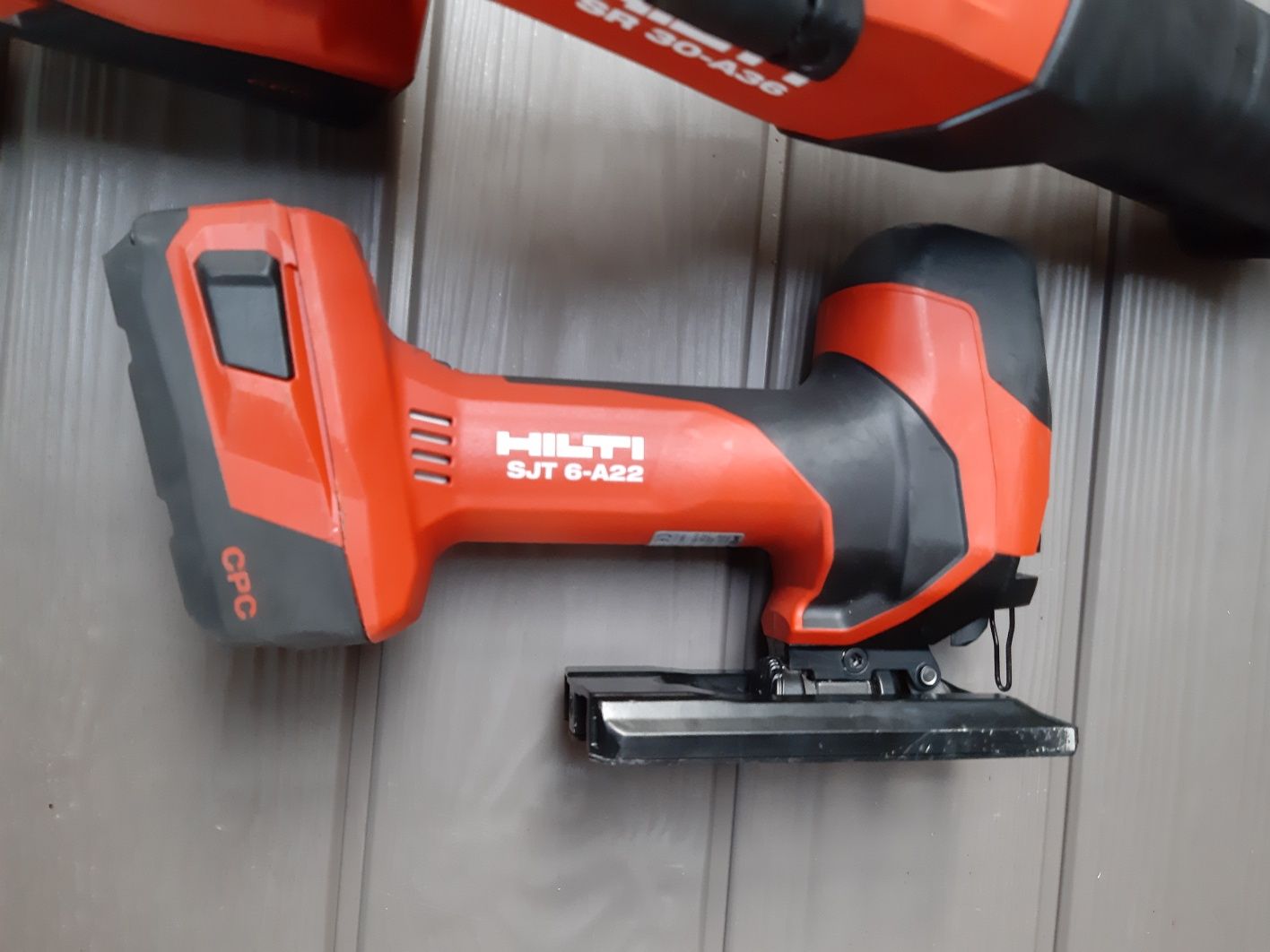 Hilti ferestrau sabie , pendular pe acumulatori