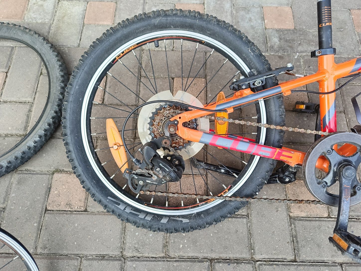 Bicicleta Cube 20"