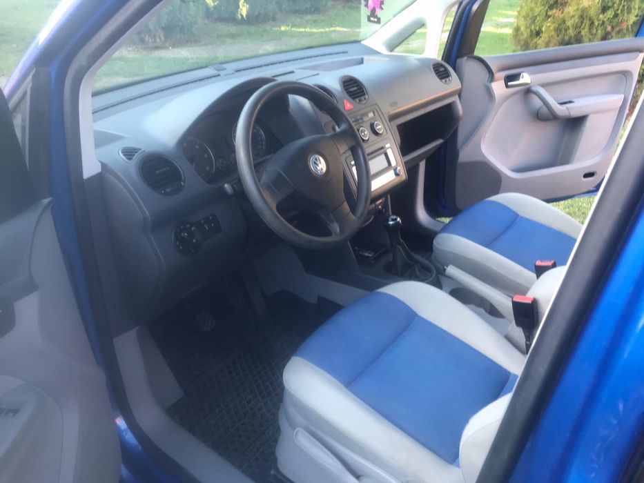Volkswagen Caddy 2.0 TDI – 105 CP | An 2009 | Stare excelentă!