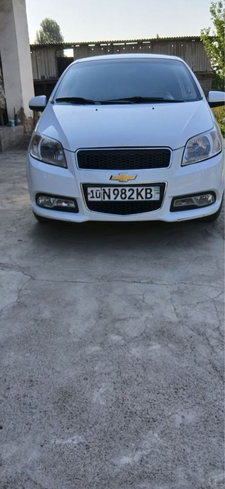 Машина chevrolet nexia 3 Ravon