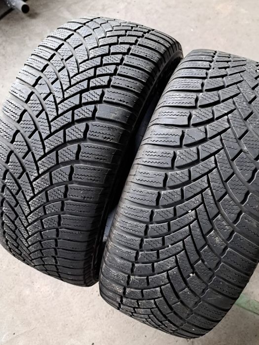 2 anvelope iarnă 235 55 r17 Bridgestone